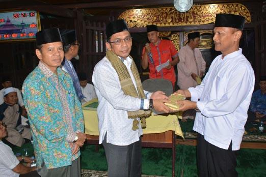 Safari ramadhan Pemkab Kampar, Azwan: jangan sampai ada Penyalahgunaan APBD